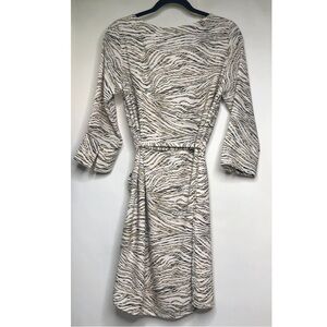 NWT H&M Animal Print 3/4 Sleeve Sheath Dress Sz Sm